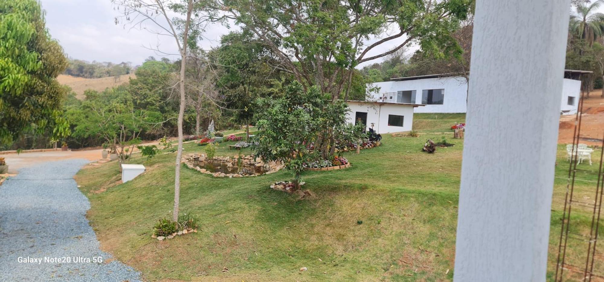 Pousada Descobrindo A Vida Brumadinho Esterno foto